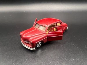 Ertl Vintage 50 Mercury Replica Maroon Opening Doors Hong Kong HK - Picture 1 of 4
