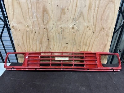 Toyota Pickup Grille Grill RED 1984-1988 V32 - Image 1 of 4