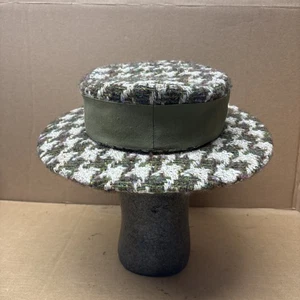 Chanel Oliva Lana Moteada Pata de Gallo Bouclé Tweed Sombrero EU 56 - Imagen 1 de 9