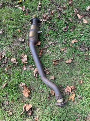 2015 2016 2017  Jeep GRAND CHEROKEE SRT 6.4 Mopar 68231748AB Exhaust Pipe - Image 1 of 4