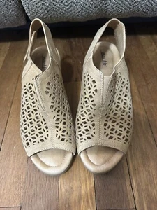 Earth Leather Wedge Sandals, Size 6.5B - Picture 1 of 6