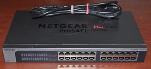 NetGear ProSafe Plus (JGS524Ev2-100NAS) 24-portowy przełącznik Gigabit Ethernet - Zdjęcie 1 z 3