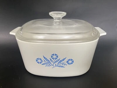 Corning Ware Blue Cornflower 3 Liter Casserole Dish A-3-B w/ A-9-C Pyrex Lid - Image 1 of 4