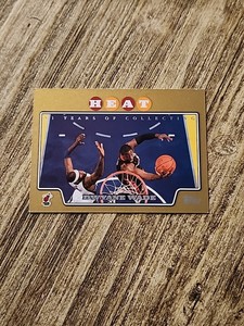 Dwyane Wade 2008-09 Topps Basketball  Gold Border SP #100 Serial #d /2008 Heat