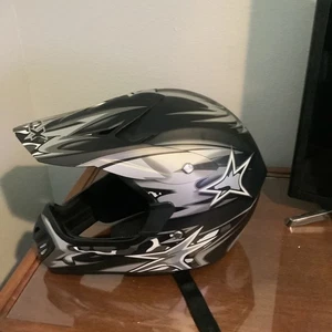 GLX Unisex Dirt Bike Helmet Offroad Black Silver Flames DOT Approved Sz-Large - Picture 1 of 8