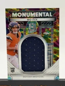2024 Panini Spectra - Monumental Memorabilia Bo Nix #MM-BNX Celestial Prizm /75 - Bild 1 von 2