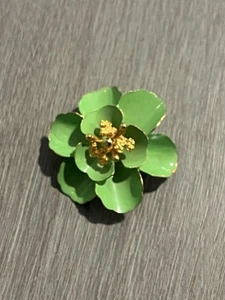 Vintage grüne Emaille Metall Blume Anstecknadel Brosche 2 Zoll - Bild 1 von 9