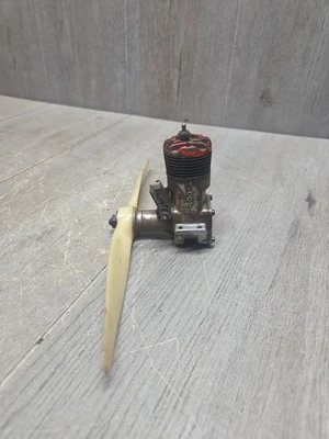 Vintage Mccoy .35 35 Nitro CL Control Line FF Model Airplane Engine - Image 1 of 4