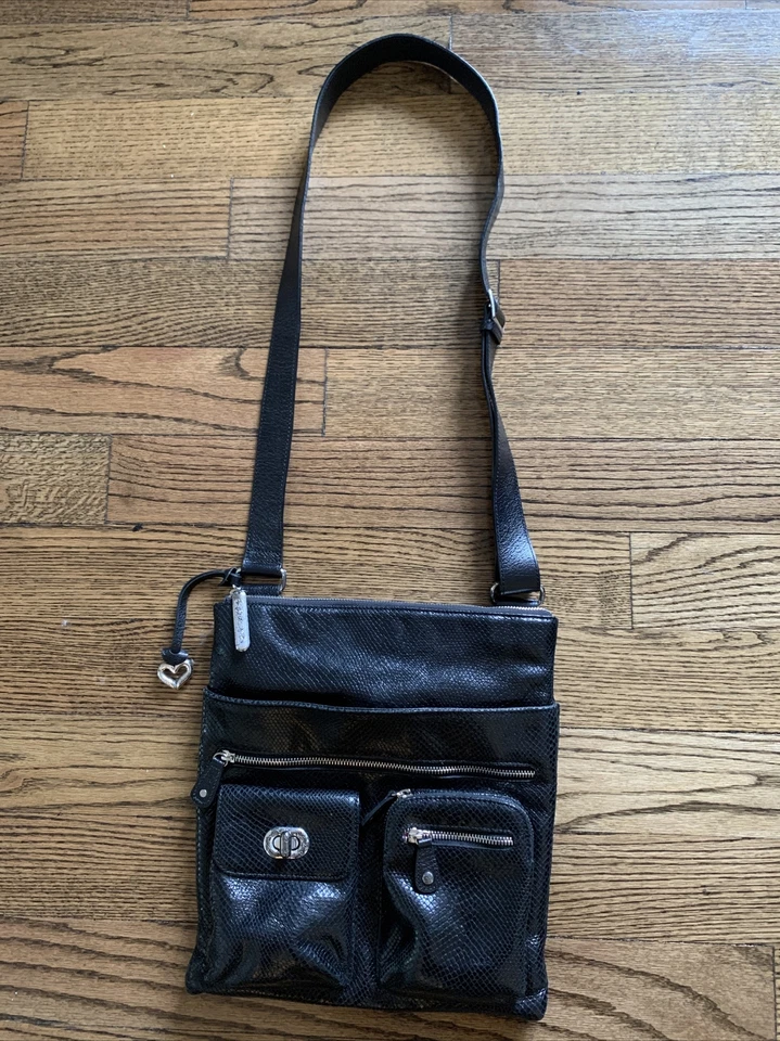Bolso Bandolera Organizador Multi Compartimento Piel Serpiente Imitación Cuero Negro Brighton Foto 1 de 4