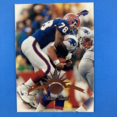 Bruce Smith 1997 Leaf Card #77 NFL Buffalo Bills - Image 1 of 2