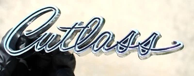 Oldsmobile Cutlass 1969 original emblema de escritura cromado 399503 Foto 1 de 4