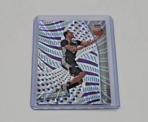 2020-21 Panini Revolution 17/75 De'Aaron Fox Sunburst #11 Sacramento Kings *HOT* - Picture 1 of 2