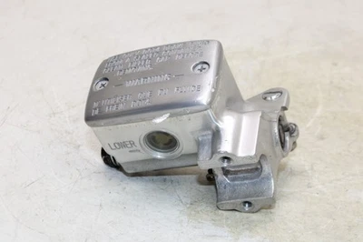 Kawasaki Vulcan 900 Vn900D Classic LT 2009 cilindro maestro de freno delantero OEM Foto 1 de 4