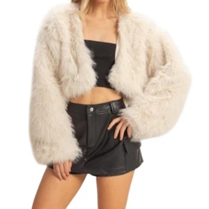 Ecru Faux Fur Cropped Jacket - Picture 1 of 10