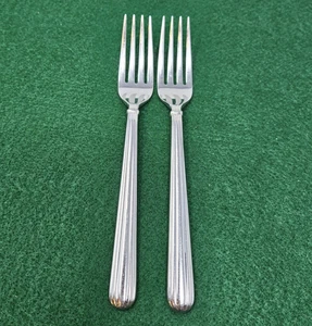 2 Mikasa ITALIAN COUNTRYSIDE Stainless 18/8 Korea Forks Glossy Fluted  7 1/4" - Picture 1 of 9