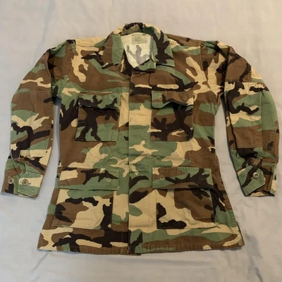 Jaqueta Masculina Vintage USGI Woodland Camo BDU Pequena Combate Regular Ripstop Anos 80 - Imagem 1 de 4