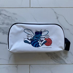 Vintage 1990s 90s Charlotte Hornets Small Toiletries Bag White Schick Razors NBA - Picture 1 of 4