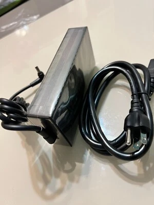 Adaptador 230W compatible con ASUS ROG Zephyrus GM501GM, GX531, ASUS Tuf Gaming Series Foto 1 de 3