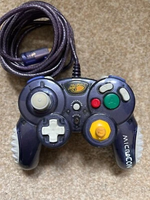Mad Catz MicroCon Wired Clear Controller for GameCube - Image 1 of 2