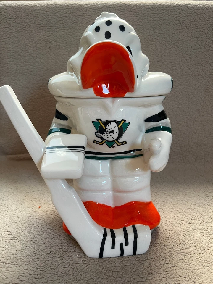 Tarro de galletas Anaheim Mighty Ducks Wild Wing Goalie temporada inaugural 1993 NHL Foto 1 de 4