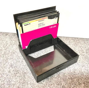 Lote Mixto De Colección 5.25" Disquete Verbatim Apple II con FUNDA Usado ASIS GL - Imagen 1 de 6