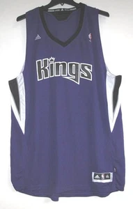 CAMISETA ADIDAS SACRAMENTO KINGS SWINGMAN EQUIPO EN BLANCO PÚRPURA 2XL - Imagen 1 de 9