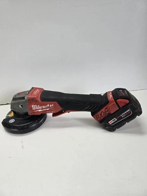 MILWAUKEE TOOLS 2880-20 DISC GRINDER-41/2IN-5IN GRINDER W/5.0 BATTER (P14020849) - Image 1 of 4