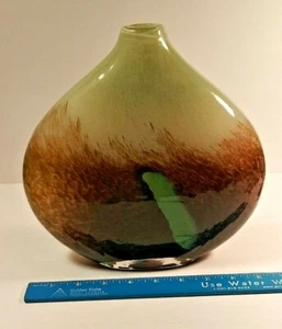 STUDIO ART GLASS OVAL FLAT VASE. 9" x 9" INCHES. GREEN ACCENT - Picture 1 of 12