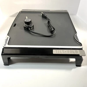 Presto 07071 Tilt N Fold Griddle, 15 x 14-In. - No Box/ some Scratches NICE - Picture 1 of 5