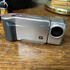 camera casio qv 100