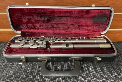Selmer Bundy Beginner Flute With Hard Shell Case Vintage Wind Instrument - Image 1 of 4