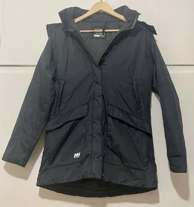 Giacca media con cappuccio Helly Hansen con cappuccio sfoderabile in pelliccia sintetica - Foto 1 di 14