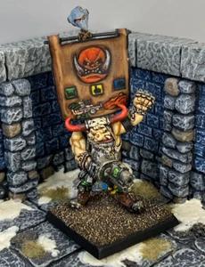 40K OGRYN STANDARD BEARER metal Ogre middlehammer GW Imperial Guard OOP JJ25 - Picture 1 of 4