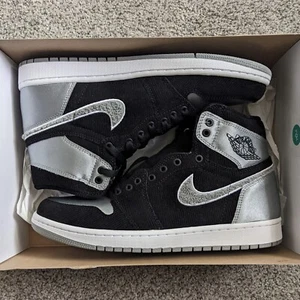 2017 Nike Air Jordan 1 Retro High OG Aleali May Satin Shadow AJ5991-062 Sz 10.5 - Picture 1 of 18
