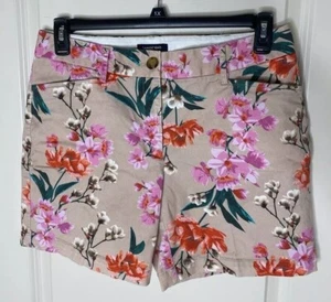 Lands End Damengröße 10 Blumenmuster Chino Shorts mittelhoher Bund Taschen 6,5" Schrittlänge beige - Bild 1 von 6