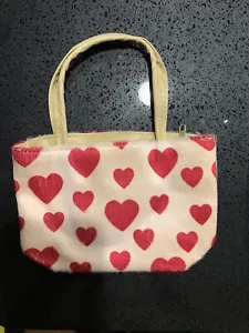 little girls purse with hearts 7 X 5" zipper closure VALENTINE - Afbeelding 1 van 6