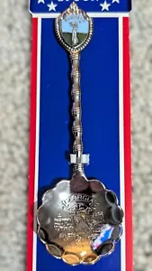 Cuchara de recuerdo Augusta, GA, hecha en EE. UU., de colección, perfecta, golf y lugares de interés - Imagen 1 de 3
