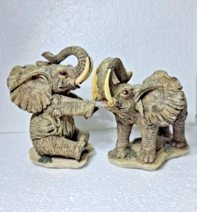 2 Wooden Elephants 5 in. - Picture 1 of 8