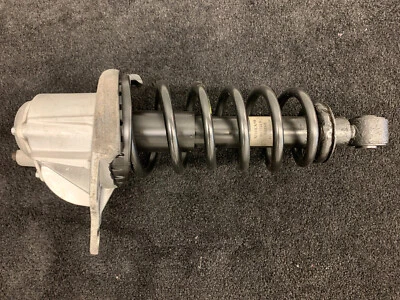 02-09 Conjunto puntal trasero derecho Volvo S60 V70 AWD 30683627 Foto 1 de 4