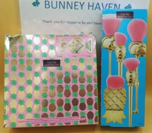 Tarte Sweet Escape Collectors Set Let's Flamingle Brush Set & Pineapple Throne - Picture 1 of 10