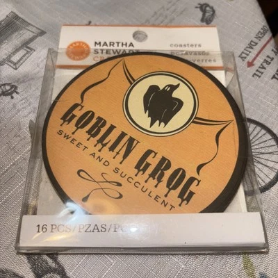 COLECCIÓN MARTHA STEWART Juego de 16 Posavasos de Halloween NUEVO Duende Cianuro Foto 1 de 2