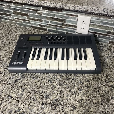 M Audio Axiom 25 Keyboard/Controller No Cord to test - Image 1 of 4