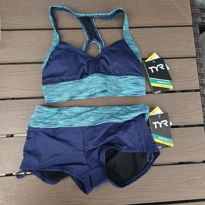 Pantalones Cortos TYR Durafast Mujer Verde Sonoma Cuello en V Espalda Abierta y Niño Talla XS Nuevos Foto 1 de 4