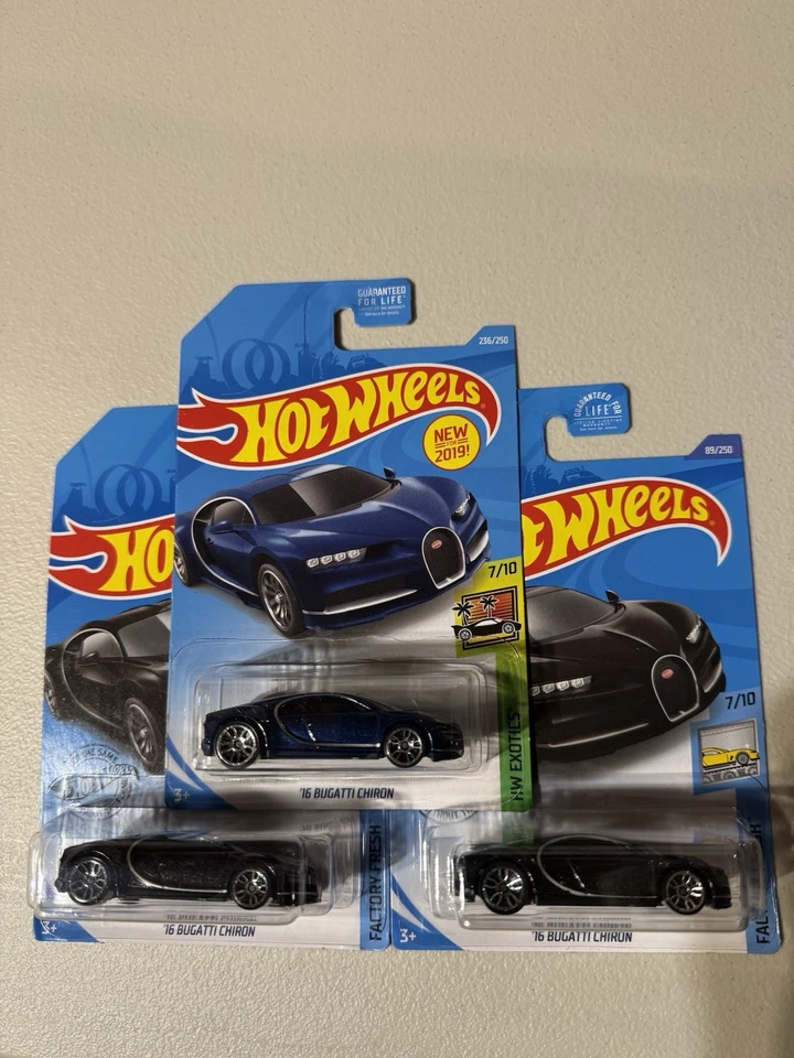 Hot Wheels Exotics: '16 Bugatti Chiron  Blue (2019) 1 Blue 2 Black Factory Fresh - Image 1 of 1