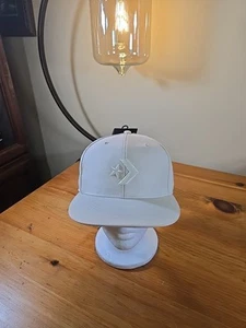 White Converse Cap Snap Back 100% Cotton. R1 - Picture 1 of 7