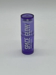 2x essence SPACE GLOW COLOUR CHANGING LIPSTICK/ FARBVERÄNDERNDER LIPPENSTIFT - Bild 1 von 2