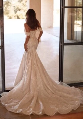 Off-Shoulder Cap Sleeve Appliqué Sexey Sparkling Mermaid Wedding Dresses Train - Image 1 of 4