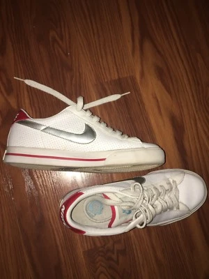 tênis Nike feminino tamanho 8.5 vermelho e branco tênis Nike feminino - Imagem 1 de 4