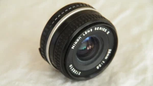 Nikon Lens Serie E 28mm 1:2,8 Objektiv für Nikon - Bild 1 von 4