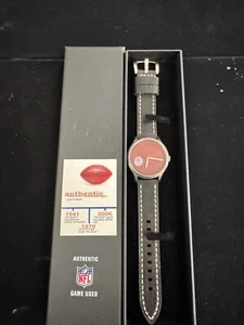 Tokens And Icons Watch Patriots Super Bowl LI NFL Game Used Football NEU mit Box - Bild 1 von 5